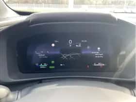 Toyota C-HR (2025) thumbnail 17