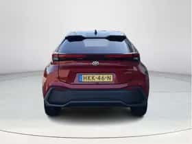 Toyota C-HR (2025) thumbnail 5