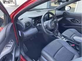 Toyota Yaris (2023) thumbnail 11