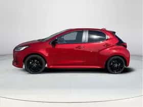 Toyota Yaris (2023) thumbnail 3
