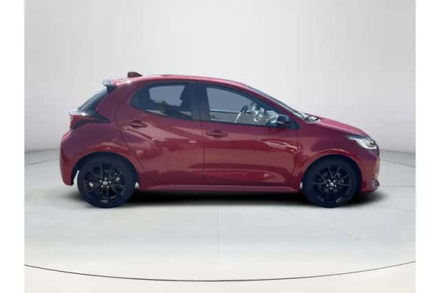 Toyota Yaris (2023) thumbnail 6