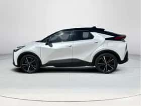 Toyota C-HR (2025) thumbnail 2