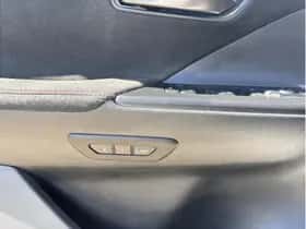 Toyota C-HR (2025) thumbnail 13