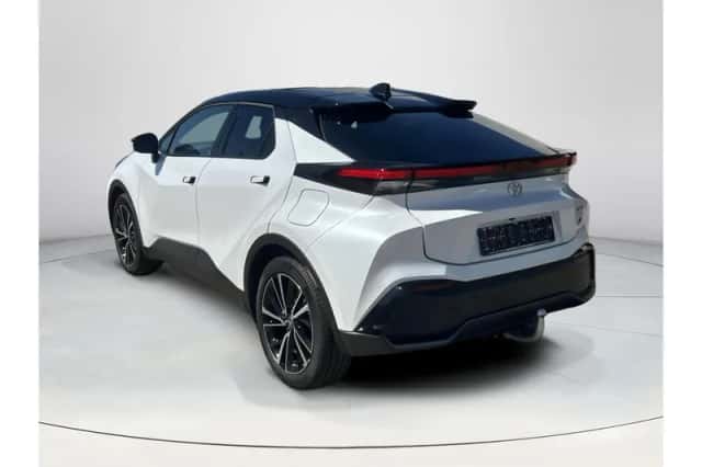 Toyota C-HR (2025) thumbnail 3