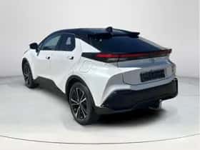 Toyota C-HR (2025) thumbnail 3