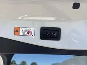 Toyota C-HR (2025) thumbnail 21
