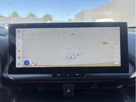 Toyota C-HR (2025) thumbnail 9