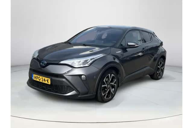 Toyota C-HR (2021) thumbnail 1