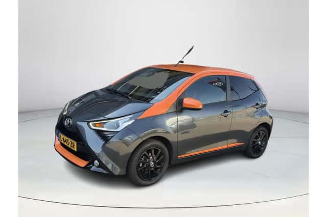Toyota Aygo (2021) thumbnail 1