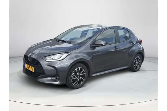 Toyota Yaris (2024) thumbnail 1