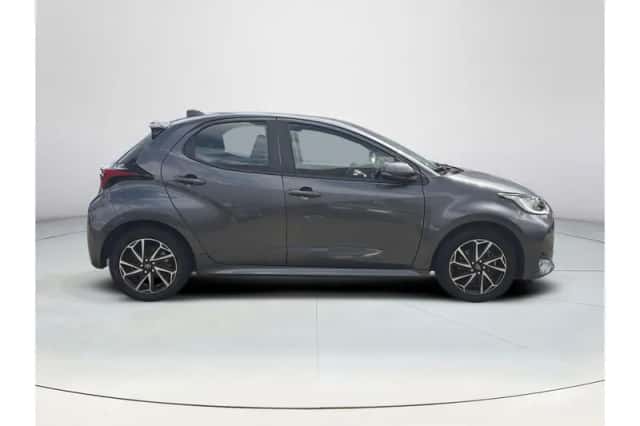 Toyota Yaris (2024) thumbnail 6