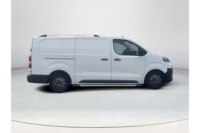 Toyota Proace (2023) thumbnail 6