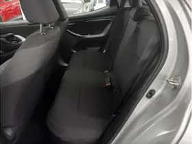 Toyota Yaris (2023) thumbnail 11