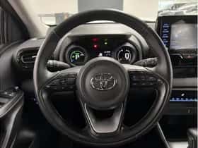 Toyota Yaris (2023) thumbnail 13