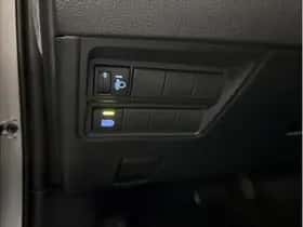 Toyota Yaris (2023) thumbnail 16
