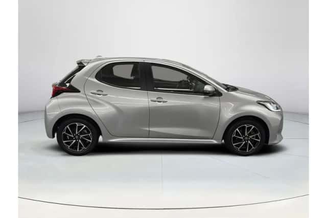 Toyota Yaris (2023) thumbnail 6