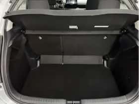 Toyota Yaris (2023) thumbnail 10