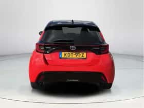 Toyota Yaris (2021) thumbnail 4