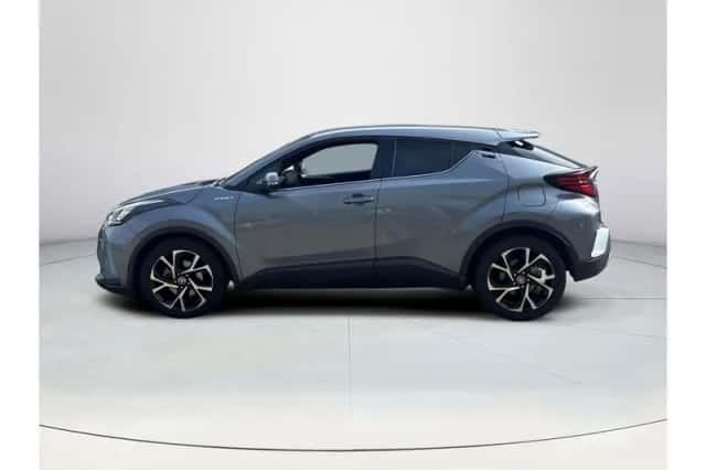 Toyota C-HR (2020) thumbnail 2