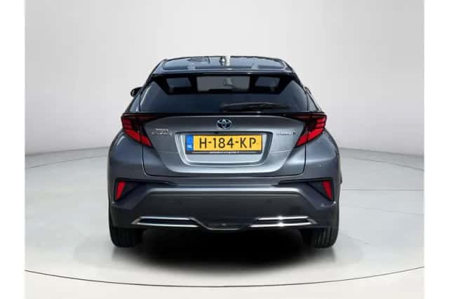 Toyota C-HR (2020) thumbnail 4