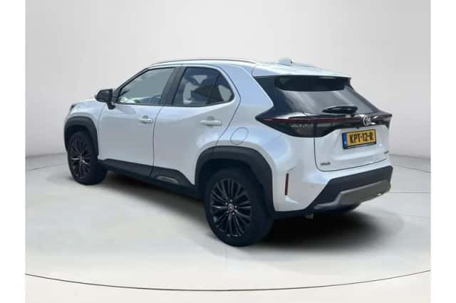 Toyota Yaris Cross (2022) thumbnail 3