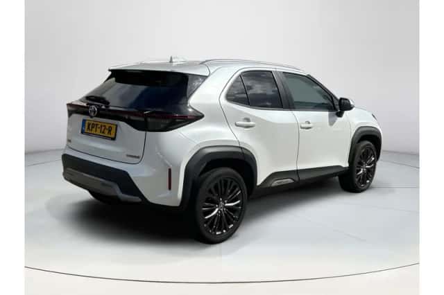 Toyota Yaris Cross (2022) thumbnail 5