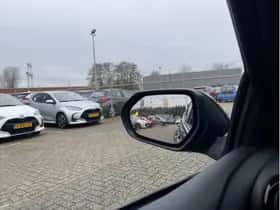 Toyota Yaris (2022) thumbnail 16