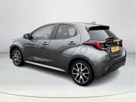Toyota Yaris (2022) thumbnail 4