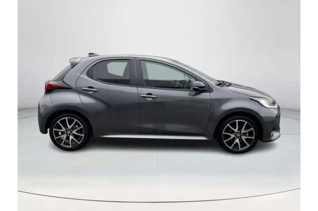 Toyota Yaris (2022) thumbnail 5
