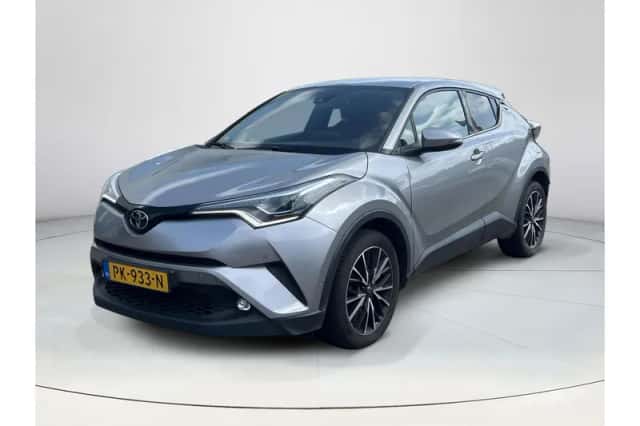 Toyota C-HR (2017) thumbnail 1