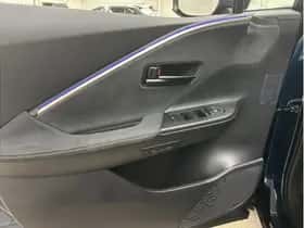 Toyota C-HR (2025) thumbnail 13