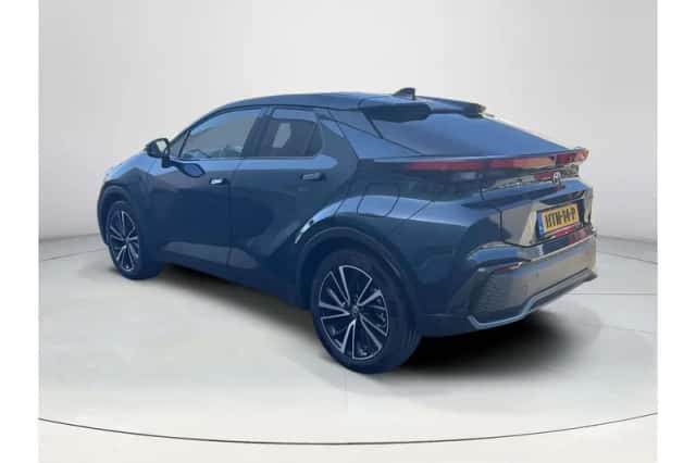 Toyota C-HR (2025) thumbnail 3