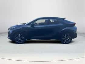 Toyota C-HR (2025) thumbnail 3
