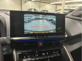 Toyota C-HR (2025) thumbnail 24