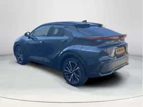 Toyota C-HR (2025) thumbnail 4