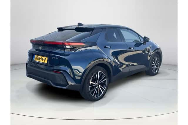 Toyota C-HR (2025) thumbnail 5