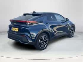 Toyota C-HR (2025) thumbnail 6