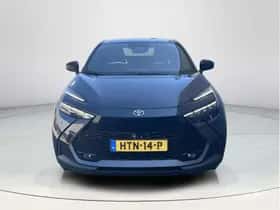 Toyota C-HR (2025) thumbnail 9