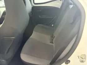 Toyota Aygo (2019) thumbnail 23