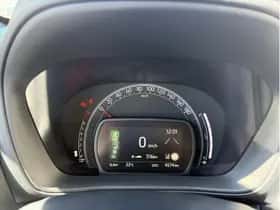 Toyota Aygo X (2025) thumbnail 17