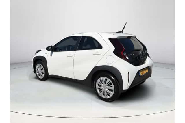 Toyota Aygo X (2025) thumbnail 3