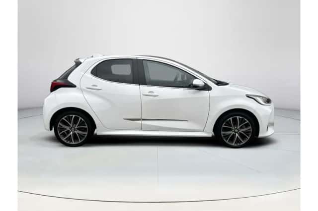 Toyota Yaris (2023) thumbnail 6