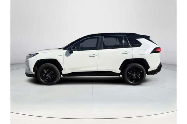 Toyota RAV4 (2020) thumbnail 2