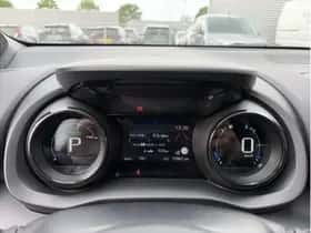 Toyota Yaris (2022) thumbnail 17