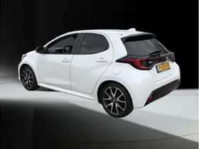 Toyota Yaris (2022) thumbnail 4