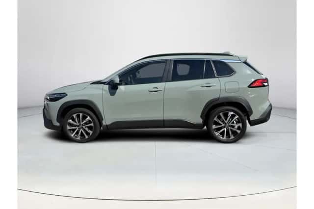 Toyota Corolla Cross (2025) thumbnail 2