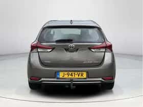 Toyota Auris (2016) thumbnail 4