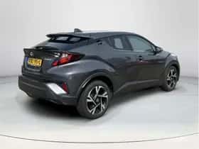 Toyota C-HR (2023) thumbnail 5
