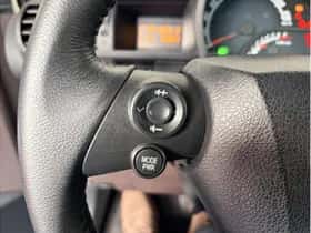 Toyota IQ (2011) thumbnail 15