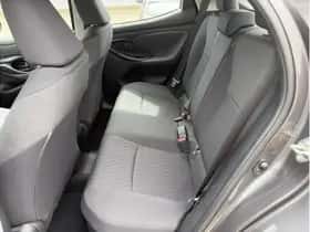 Toyota Yaris (2021) thumbnail 13